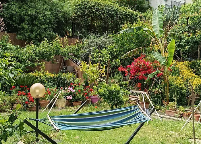 Eur Charme Con Giardino Privato דירה *