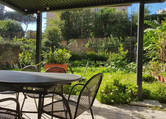 Apartment Eur Charme Apt&garden Rom
