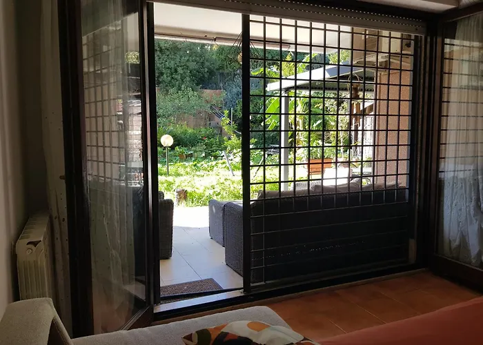 Apartment Eur Charme Apt&garden *
