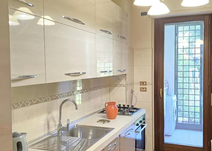 Appartamento Eur Charme Apt&garden *